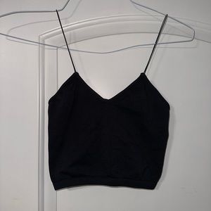 Black simple tank top